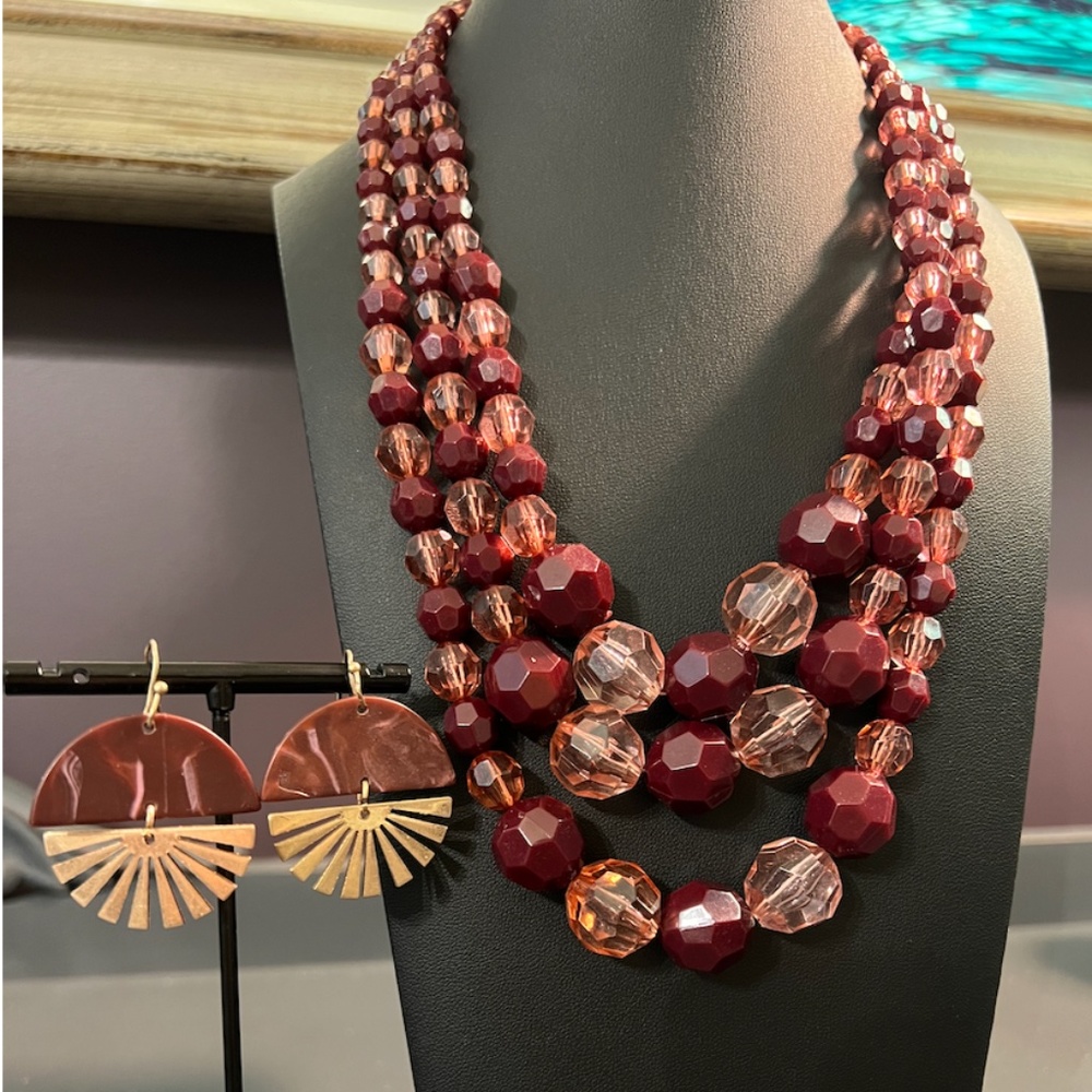 VINTAGE Costume Set/Pink Rose & Cranberry Triple Strand Bead Necklace w/earrings